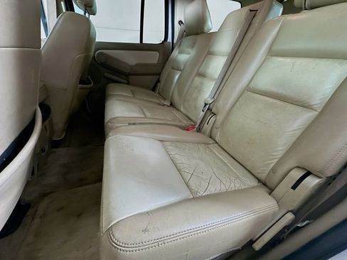 Used 2008 Ford Explorer Eddie Bauer image 24