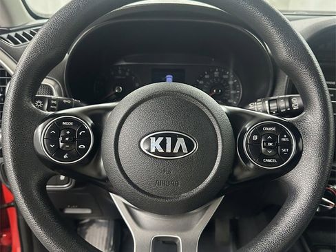 Used 2020 Kia Soul S image 15