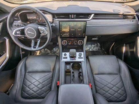 Used 2023 Jaguar F-PACE S image 18