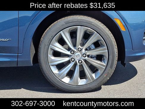 New 2026 Buick Envista Avenir image 8