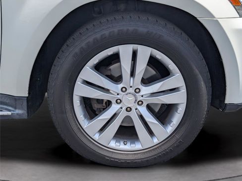 Used 2012 Mercedes-Benz GL 320 BlueTEC 4MATIC image 39