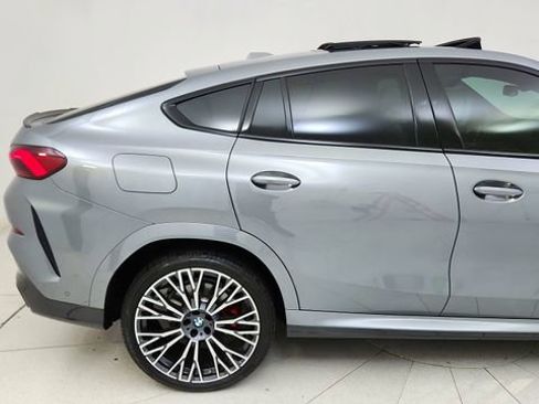 Used 2026 BMW X6 xDrive40i w/ Climate Comfort Package image 7