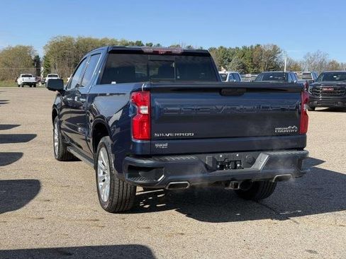 Used 2020 Chevrolet Silverado 1500 High Country w/ Technology Package image 6