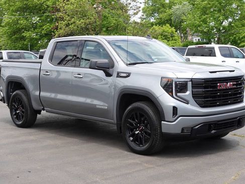 Used 2024 GMC Sierra 1500 Elevation AWD/4WD image 5