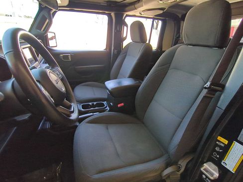 Used 2021 Jeep Gladiator Sport AWD/4WD image 22