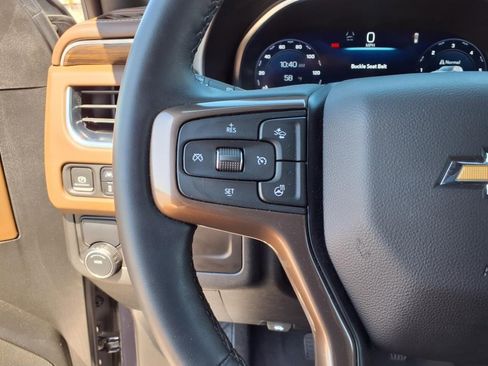 Used 2024 Chevrolet Suburban High Country image 25