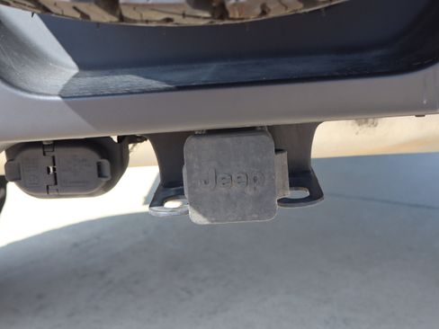 Used 2025 Jeep Wrangler Unlimited Sport AWD/4WD image 28