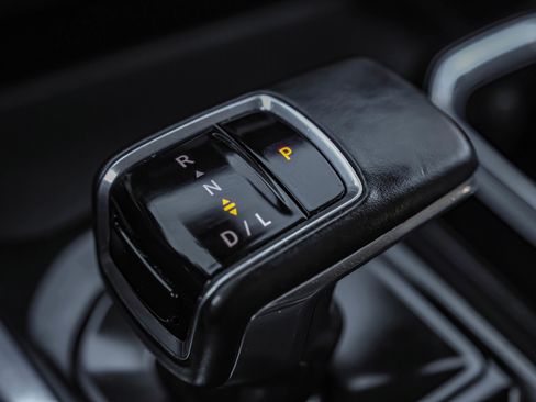 Used 2023 Chevrolet Silverado 1500 LT Trail Boss w/ Convenience Package II image 20