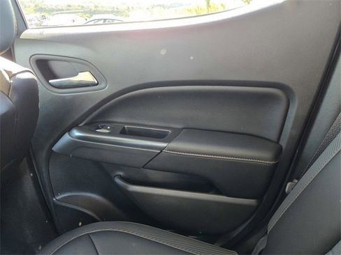 Used 2022 GMC Canyon AT4 image 13