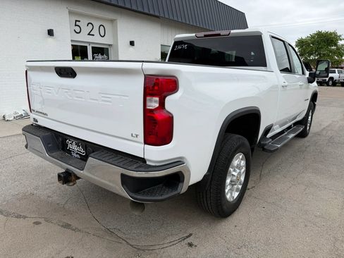 Used 2024 Chevrolet Silverado 2500 LT AWD/4WD image 7