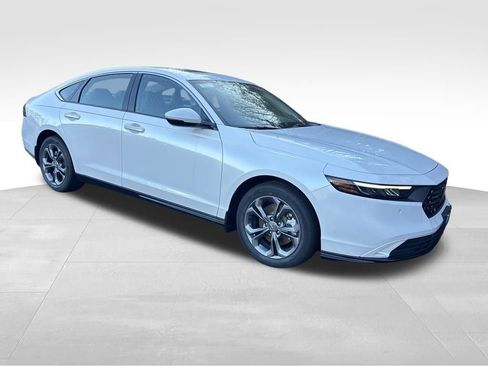 New 2025 Honda Accord EX-L image 12