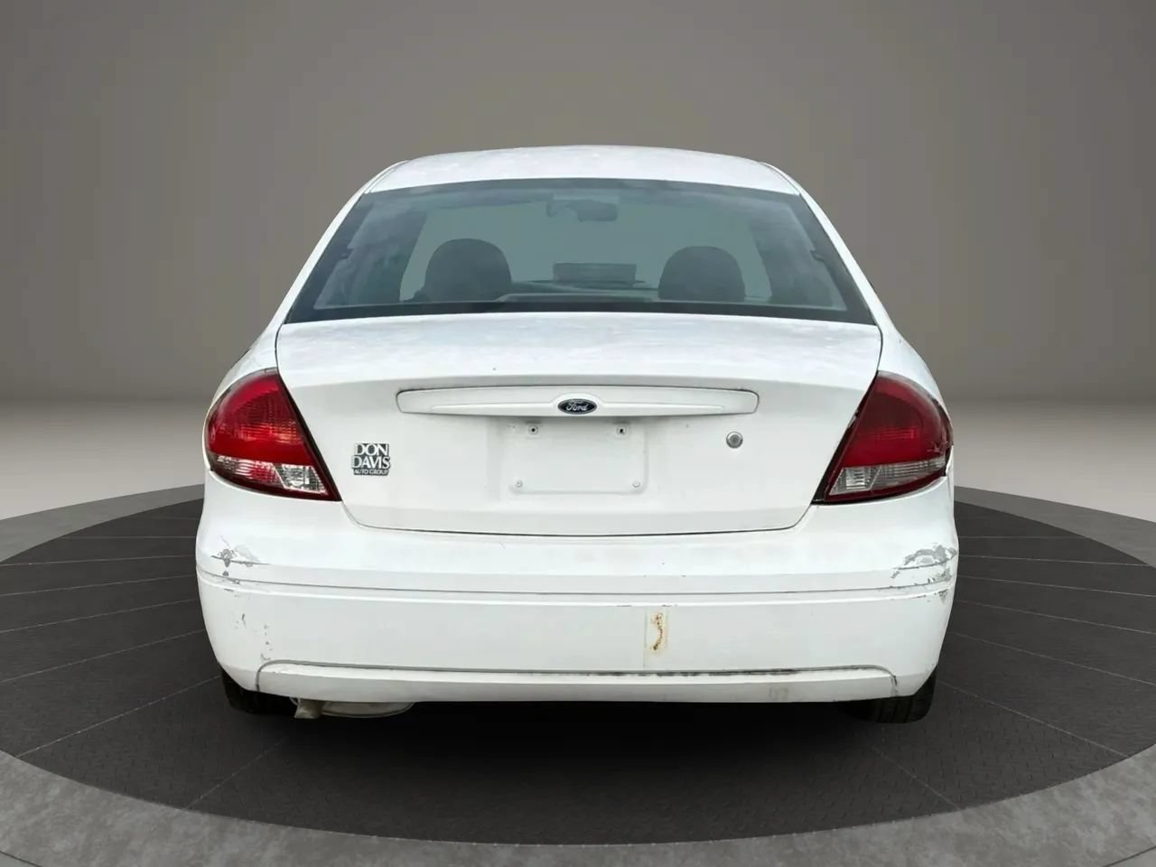 Used 2005 Ford Taurus SE FWD image 6