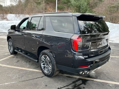 Used 2025 Chevrolet Tahoe Z71 image 3