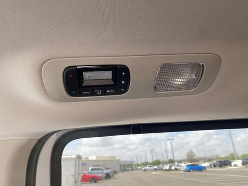 New 2026 Honda Odyssey Touring image 27