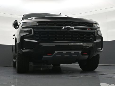 Used 2022 Chevrolet Tahoe Z71 w/ Z71 Off-Road Package AWD/4WD image 31