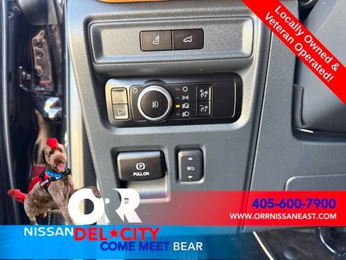 Used 2023 Ford Expedition Platinum AWD/4WD image 22