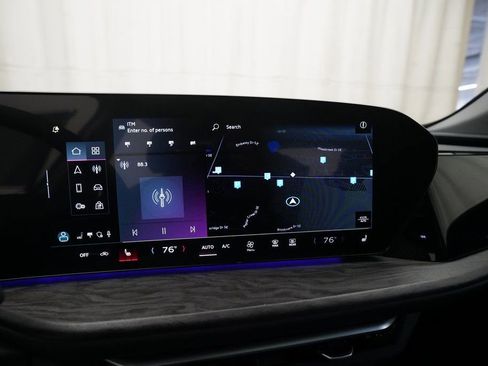 Used 2025 Audi Q5 Premium Plus w/ Premium Plus image 6