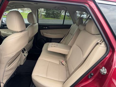 Used 2018 Subaru Outback 2.5i Limited AWD/4WD image 16