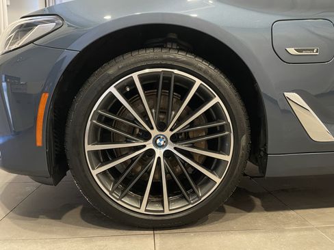 Certified 2023 BMW 530e xDrive 530e xDrive w/ Premium Package image 7