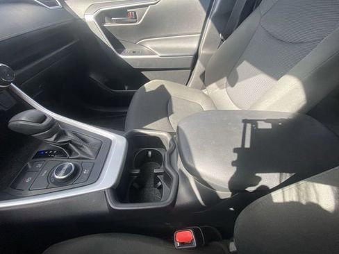 Used 2024 Toyota RAV4 LE image 20