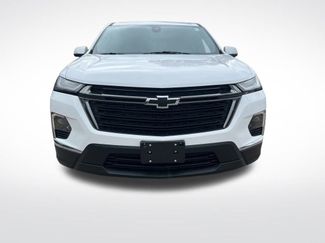 Used 2023 Chevrolet Traverse LT w/ Midnight/Sport Edition video 2