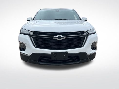 Used 2023 Chevrolet Traverse LT w/ Midnight/Sport Edition image 2