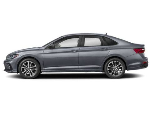 Used 2025 Volkswagen Jetta Sport FWD image 3
