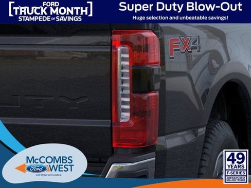 New 2026 Ford F250 Lariat w/ Chrome Package image 21