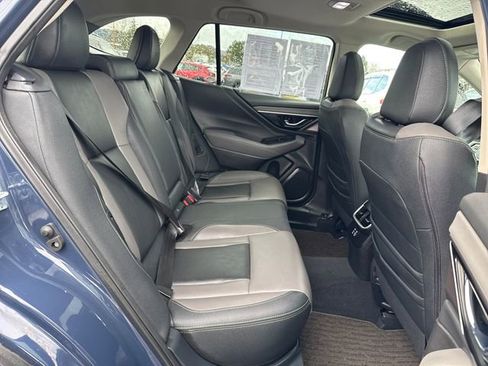 Certified 2025 Subaru Outback Onyx Edition image 10