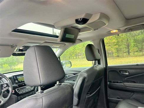 Used 2022 Honda Pilot Elite image 28