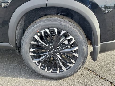 New 2026 Nissan Rogue SV image 18