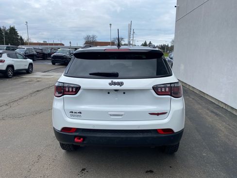Used 2024 Jeep Compass Trailhawk image 4