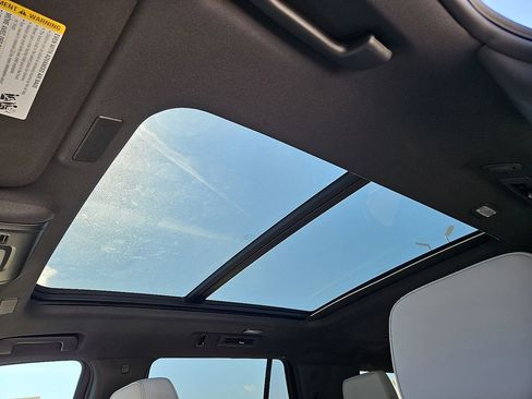 New 2025 Chevrolet Tahoe Premier w/ Sun And Tow Package image 12