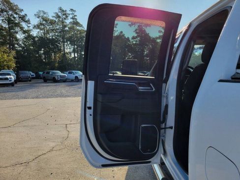 Used 2024 GMC Sierra 2500 SLE w/ SLE Convenience Package image 29