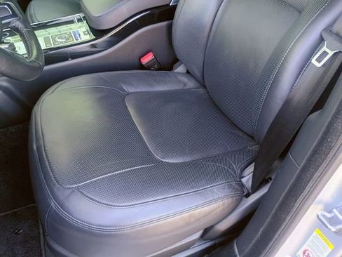 Used 2020 Land Rover Range Rover HSE image 23