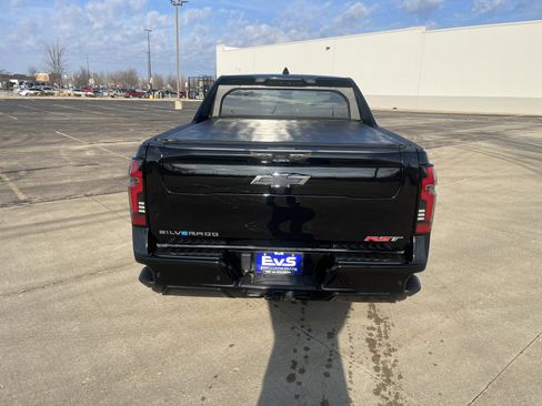 Used 2024 Chevrolet Silverado EV RST image 5
