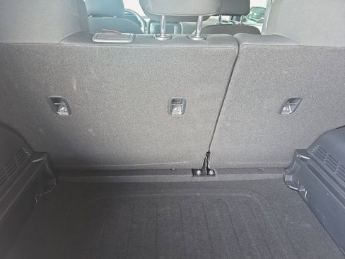 Certified 2025 Kia Soul LX w/ LX Technology Package FWD image 10