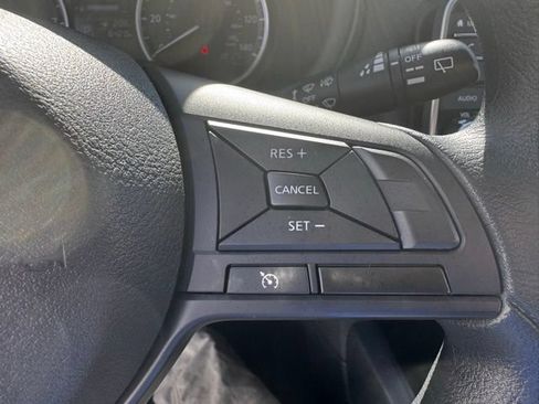 Used 2024 Nissan Kicks S FWD image 16