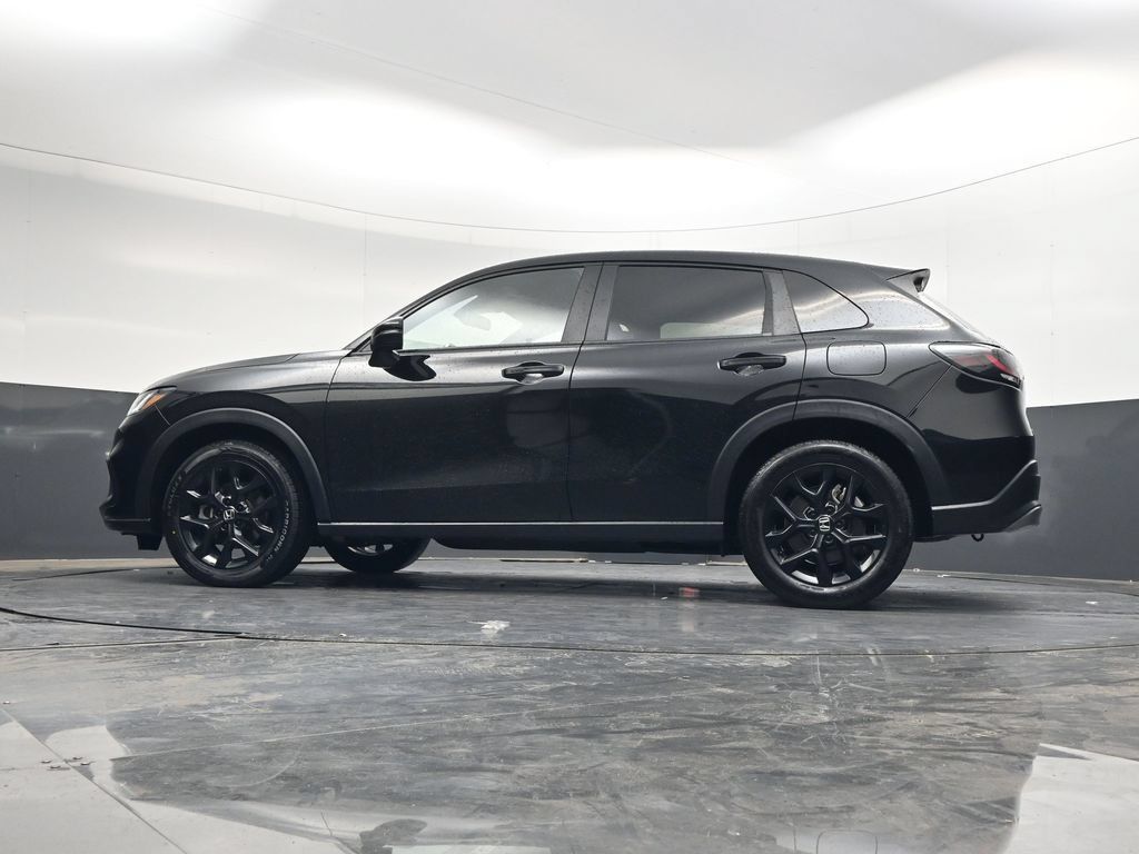 Used 2025 Honda HR-V Sport image 32