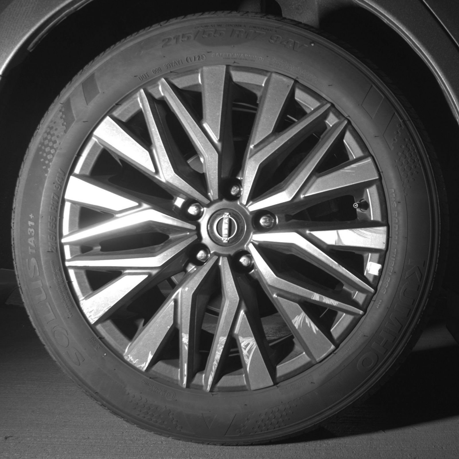 Used 2025 Nissan Altima 2.5 SV FWD image 18