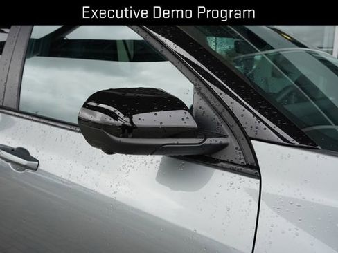 Used 2026 Chevrolet Equinox RS w/ Convenience Package III FWD image 11