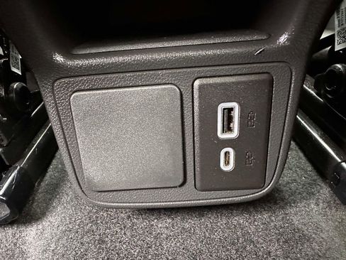 Used 2023 Buick Encore GX Select w/ Sport Touring Package AWD/4WD image 14
