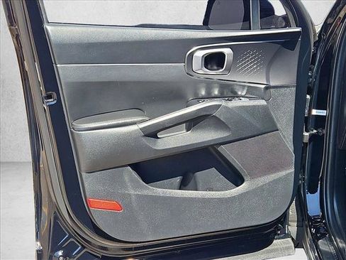 Used 2024 Kia Sorento S FWD image 11