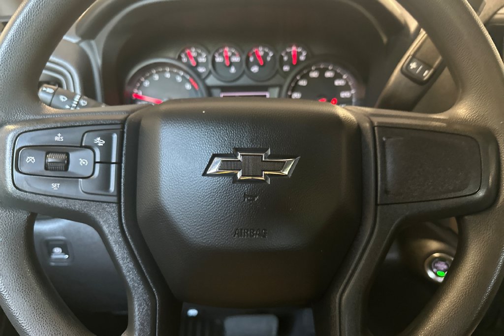 Used 2025 Chevrolet Silverado 1500 Custom Trail Boss AWD/4WD image 24