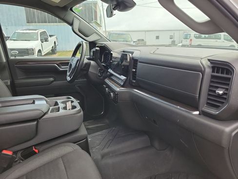 Used 2023 Chevrolet Silverado 1500 LT w/ Safety Package RWD image 33