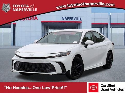 Used 2026 Toyota Camry SE AWD/4WD image 1