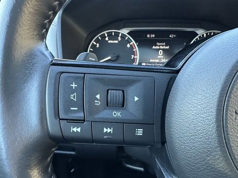 Used 2021 Nissan Rogue SL w/ Premium Package image 15