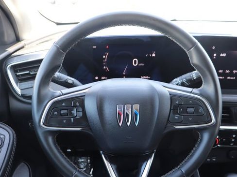 Used 2025 Buick Encore GX Preferred FWD image 18