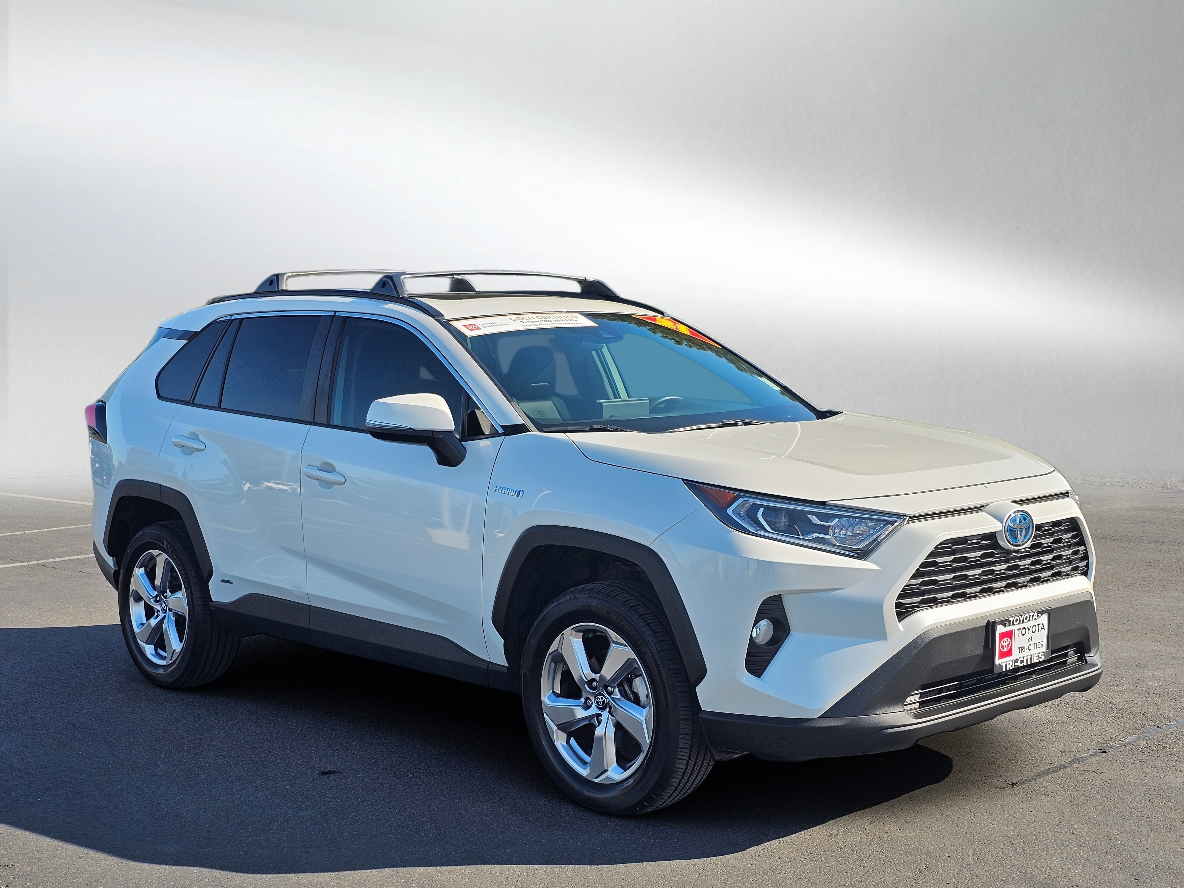 Certified 2021 Toyota RAV4 XLE Premium AWD/4WD image 7