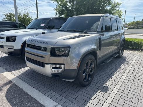 Used 2025 Land Rover Defender 110 S image 1